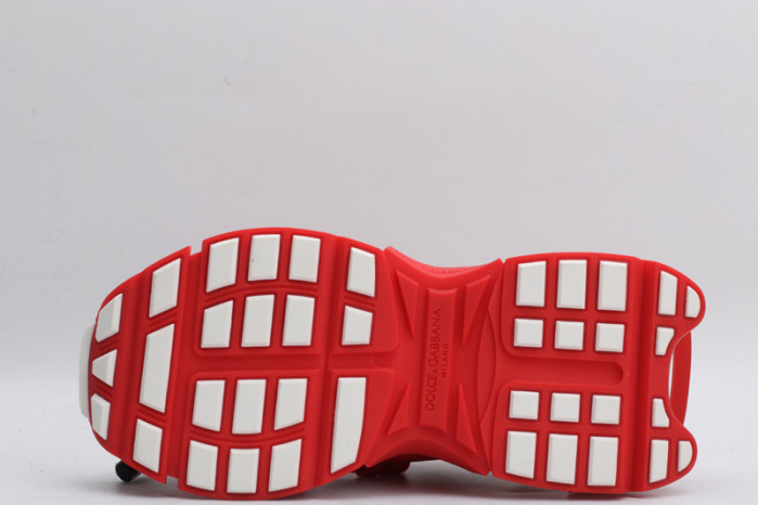 DG SNEAKERS 052506