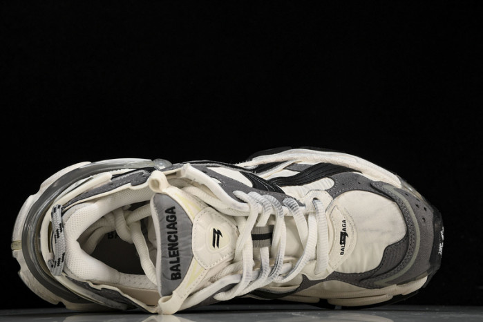 BLCG RUNNER   0902
