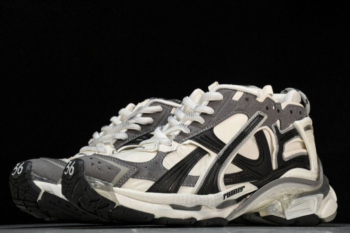 BLCG RUNNER   0902
