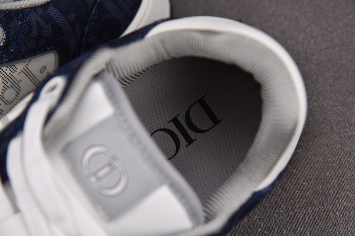 D10R B27 LOW 103002