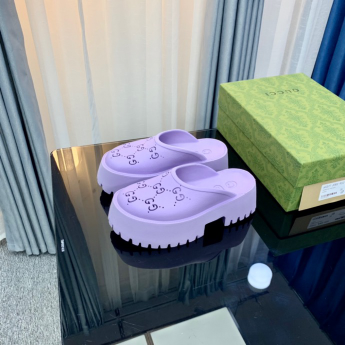 Gv*c slippers