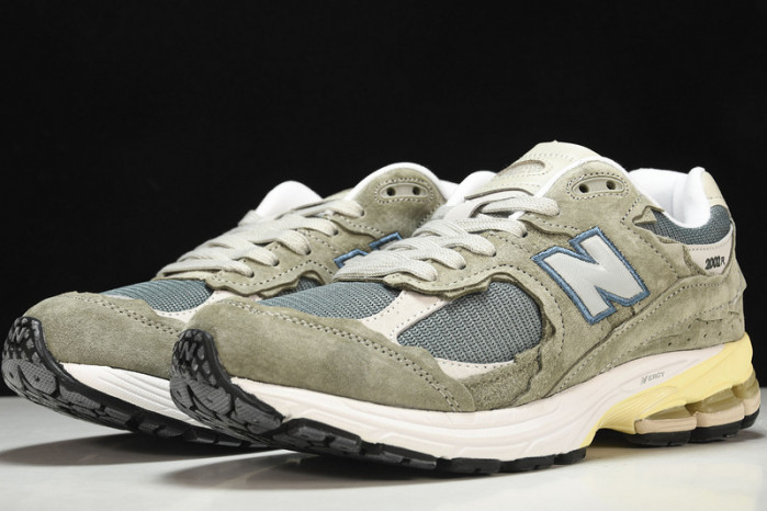 new Ba1an*e yeeshoes m2002rdd