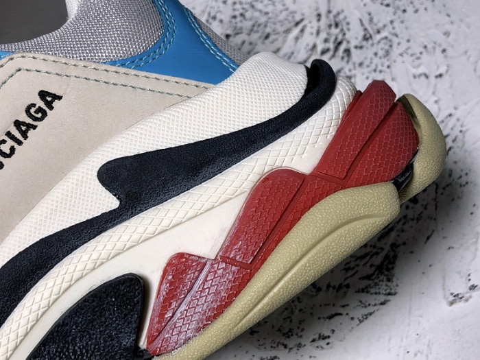 BLCG Sneaker Triple.s.Gomma 524039 W09OH 4196