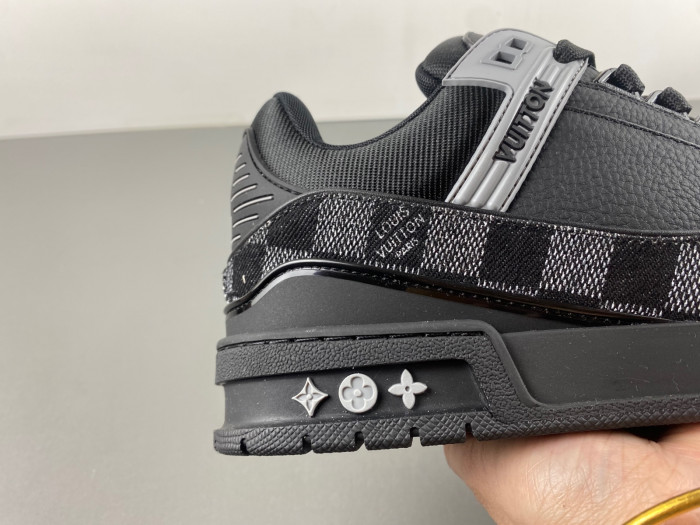 LV SNEAKER LOW FOR-LV106
